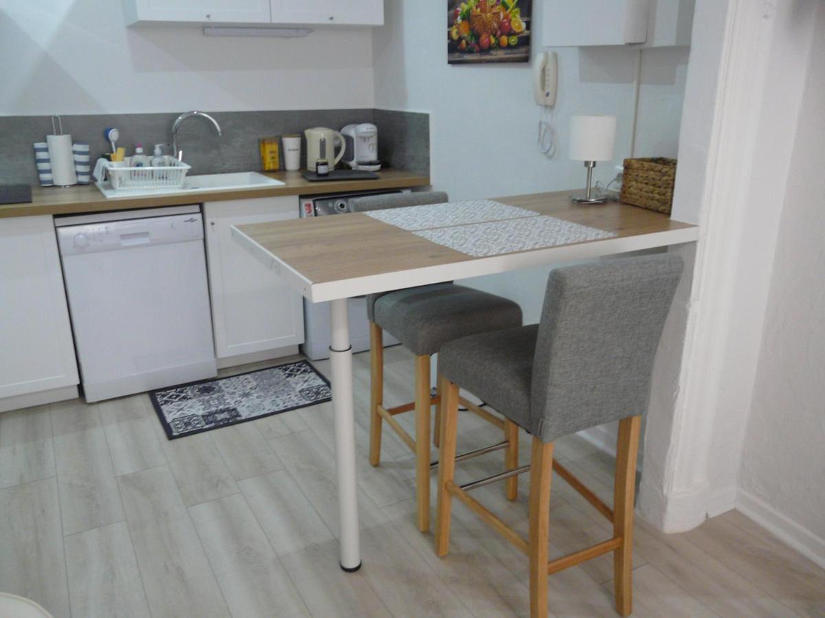 Apartamento Flots De L Isle LʼIsle-sur-la-Sorgue Exterior foto